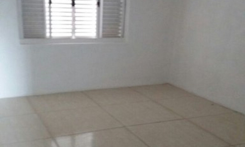 Casa De Condomínio S...