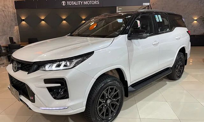 Toyota Sw4 Gr 2024 ...