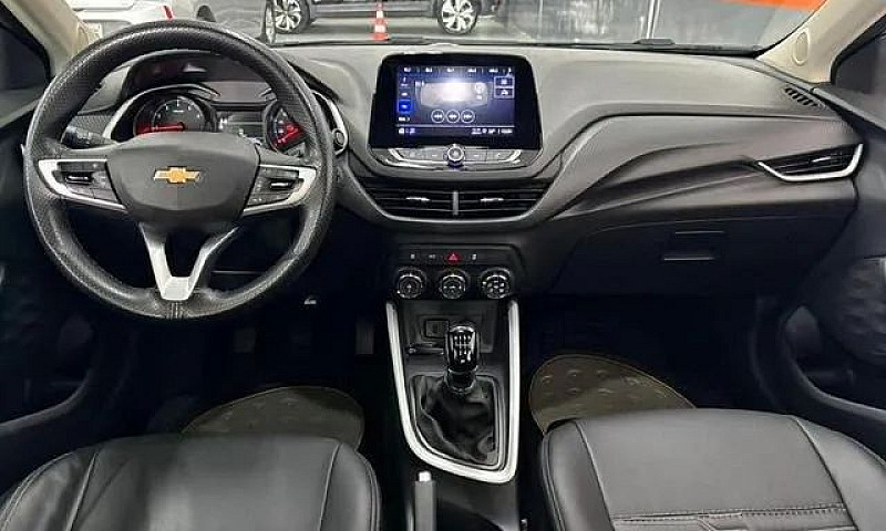 Chevrolet Onix Plus ...