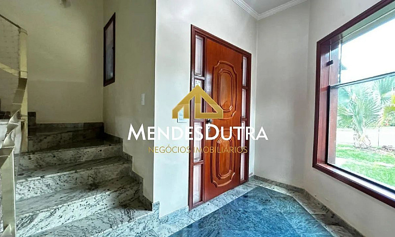 Casa Em Condomínio C...