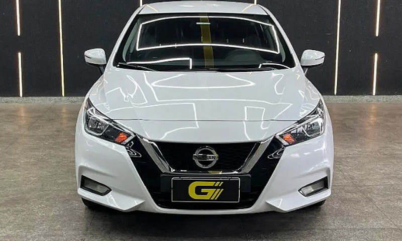 Nissan Versa Advance...