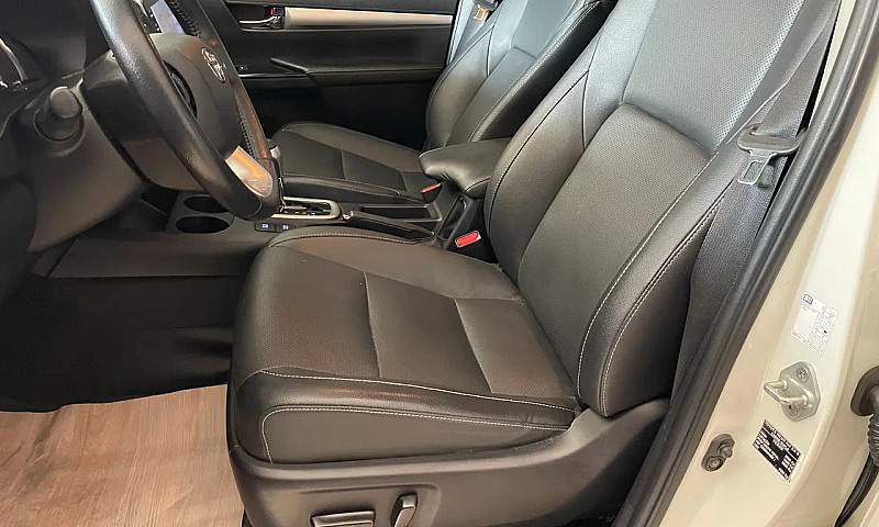 Toyota Hilux Cd Srx ...