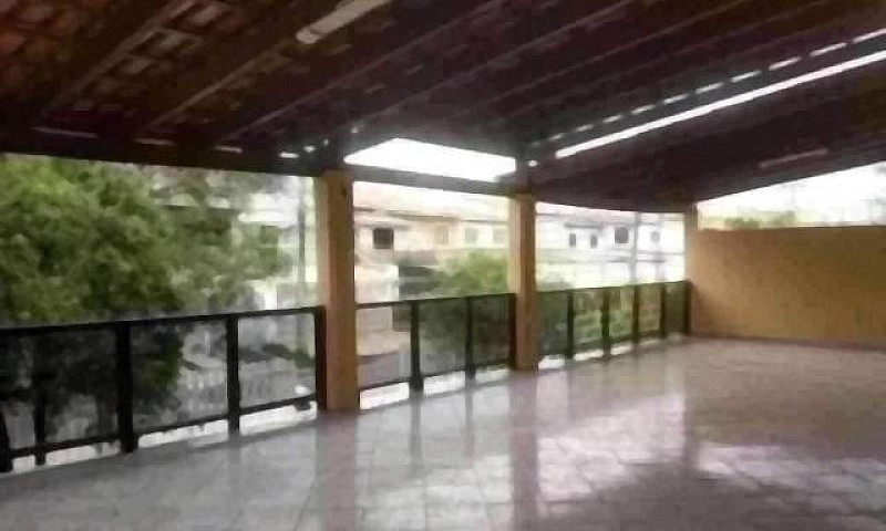 Sobrado Condomínio S...