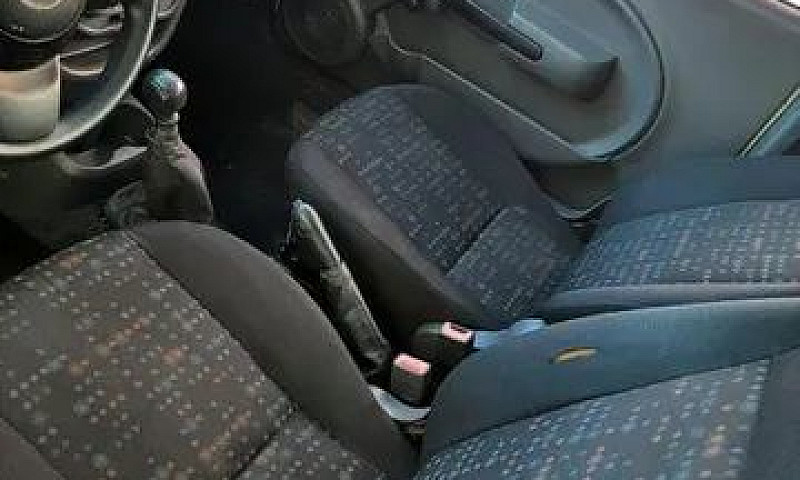 Fiat Uno Vivace 1.0 ...