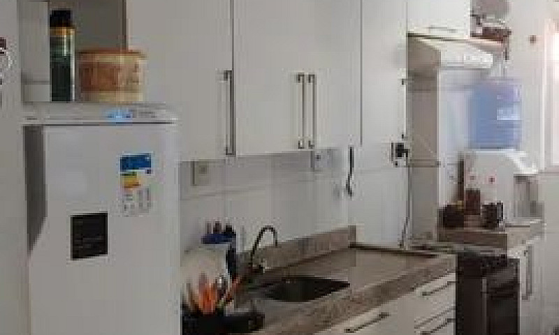 Apto Térreo No Condo...