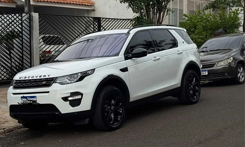 Land Rover Discovery...