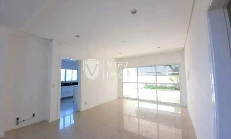 Casa De Condomínio P...