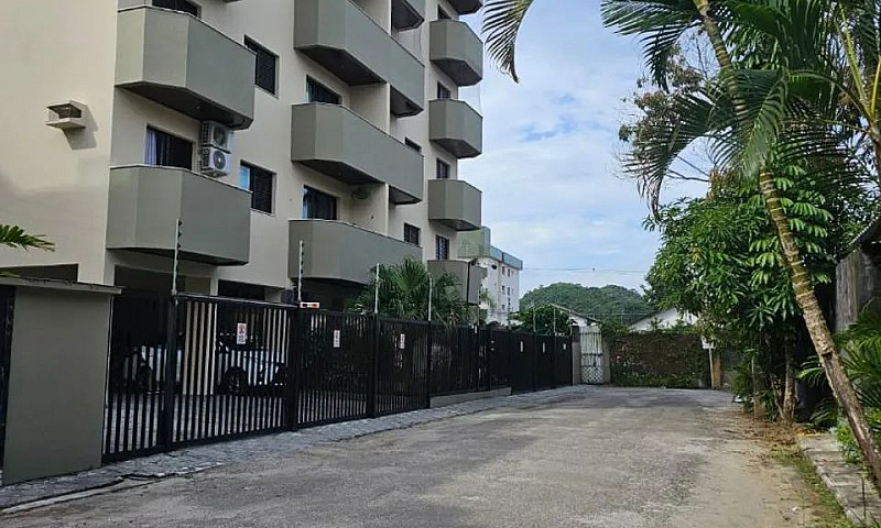 Apartamento - 76M² -...