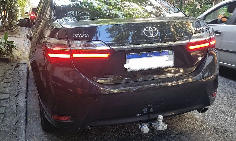 Toyota Corolla Xei 2...