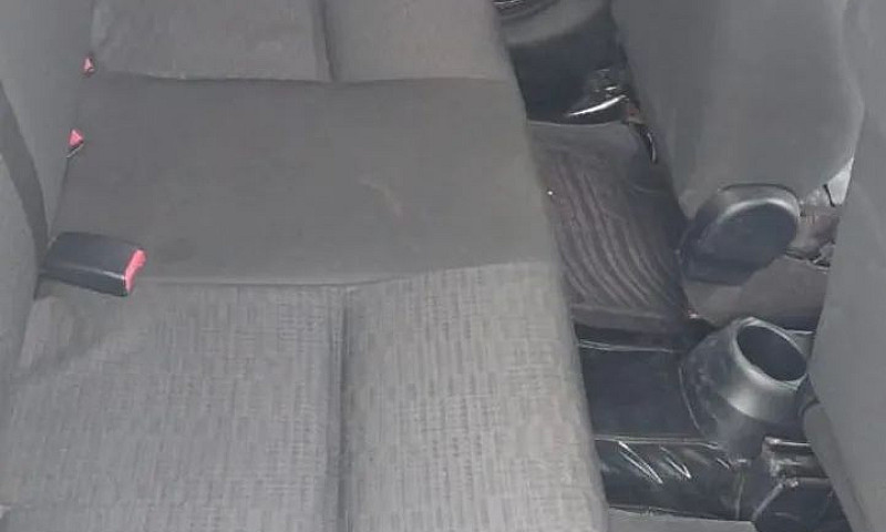 Toyota Etios X 1.3 F...