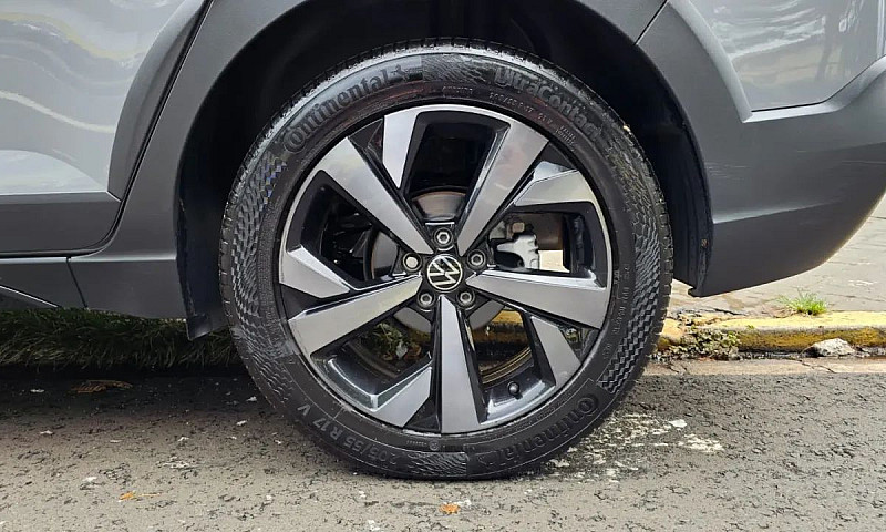 Volkswagen Nivus Hig...