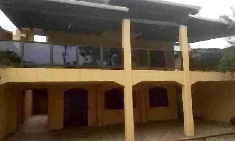 Sobrado Condomínio S...