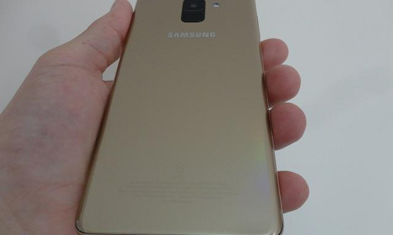 Samsung Galaxy A8 Pl...