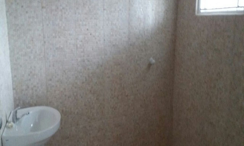Casa De Condomínio S...