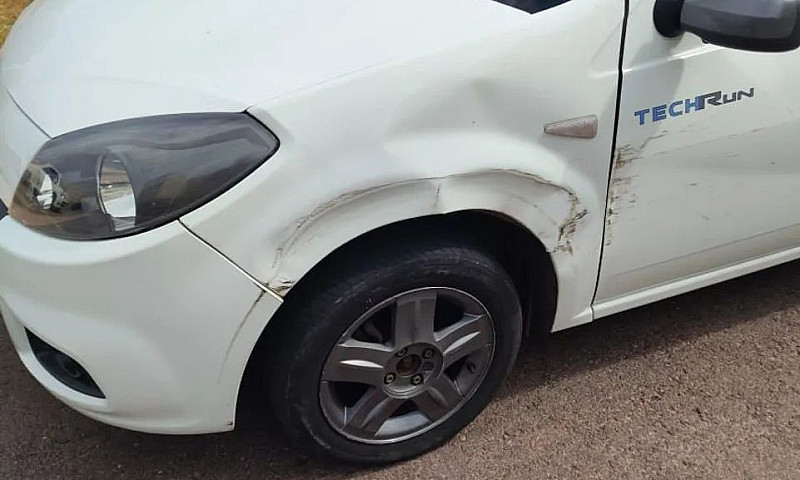 Renault Sandero Tech...