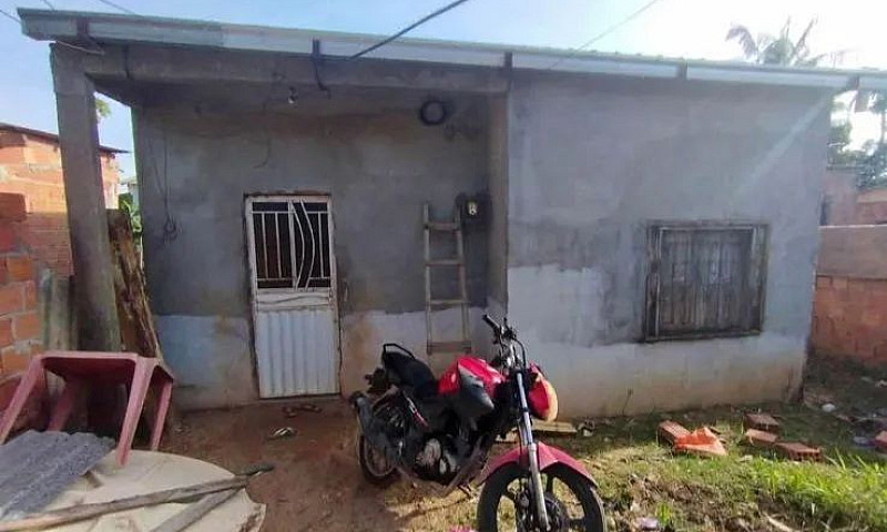 Casa No Outeiro / Pr...