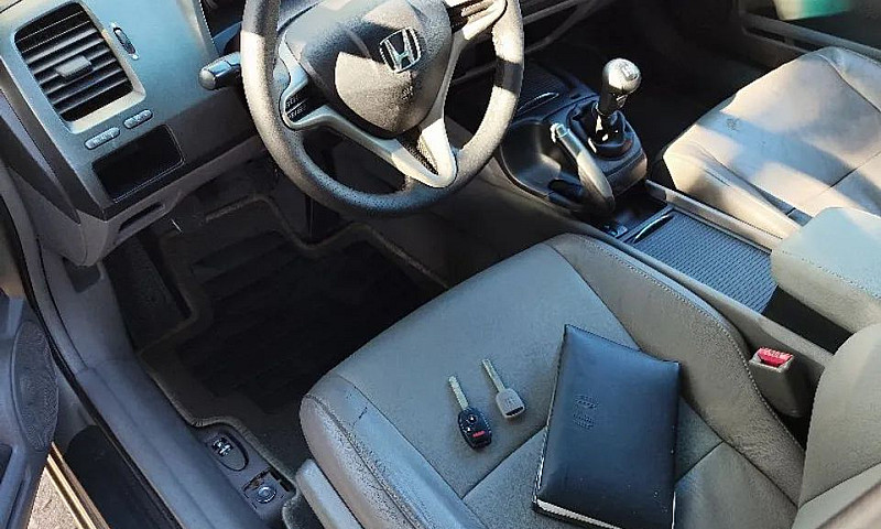 Honda Civic Sedan Lx...