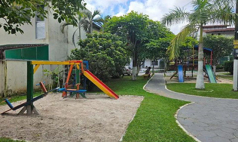 Casa De 3 Quartos No...