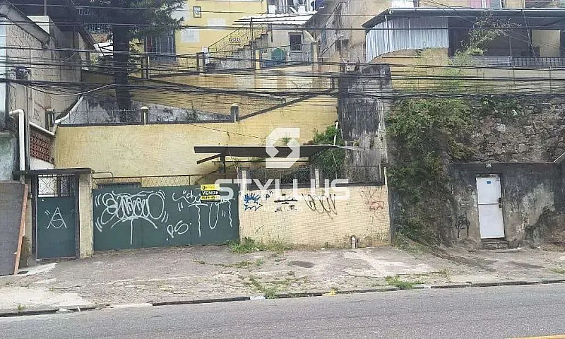 Casa De Frente De Ru...