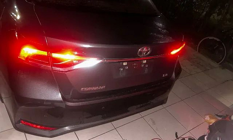 Toyota Corolla Xei 2...