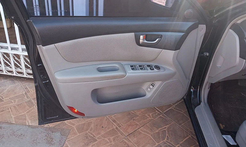 Kia Motors Magentis ...