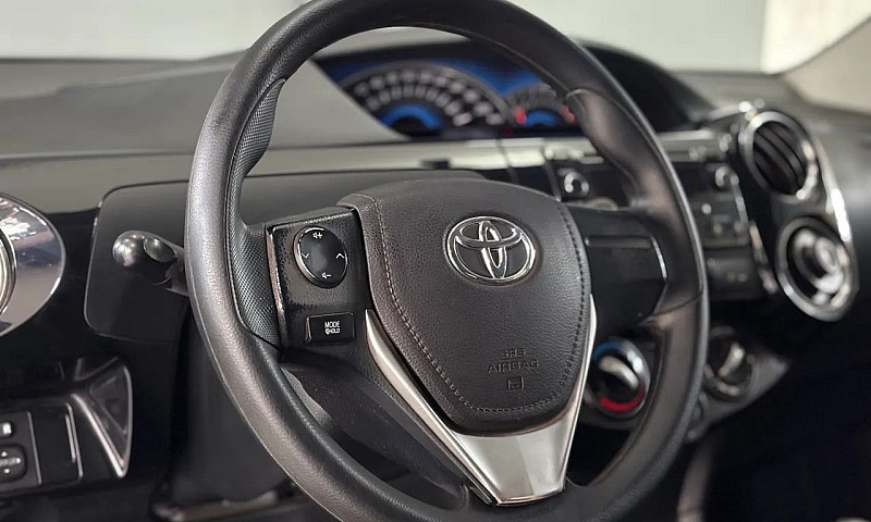 Toyota Etios Xs 1.5 ...