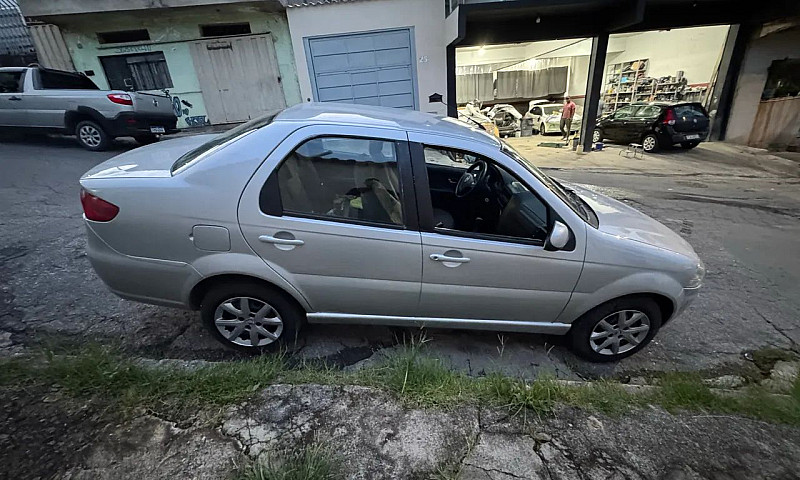 Fiat Siena El Celeb....