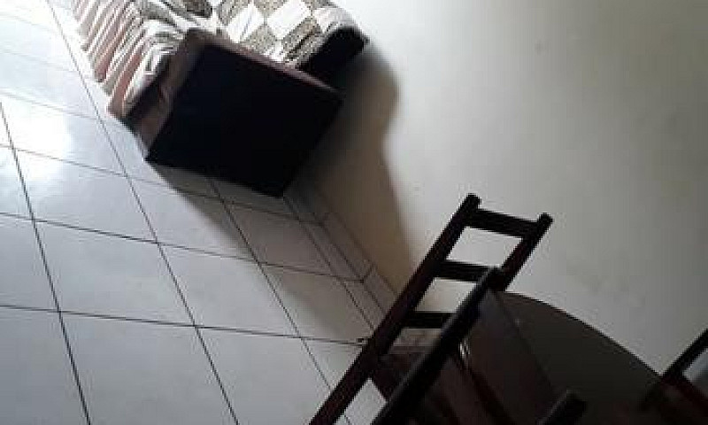 Aluga-Se Apartamento...