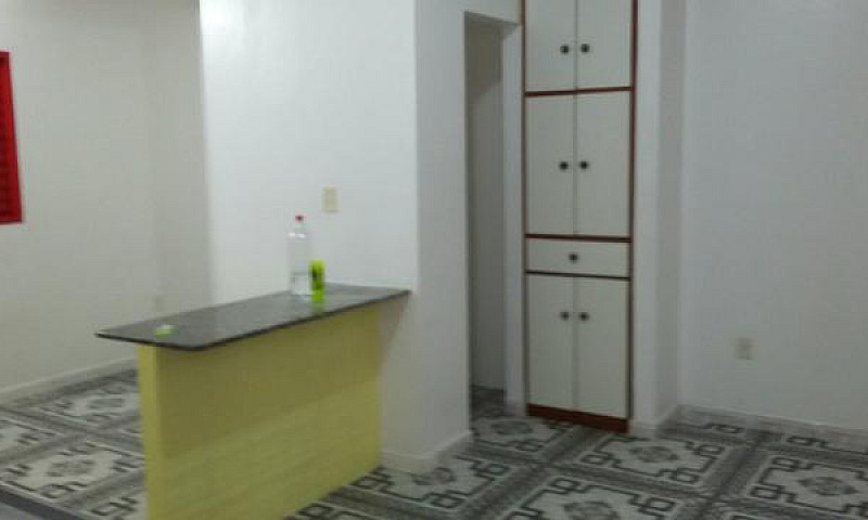 Alugo Apartamento...