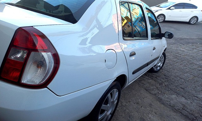Renault Clio 1.6...