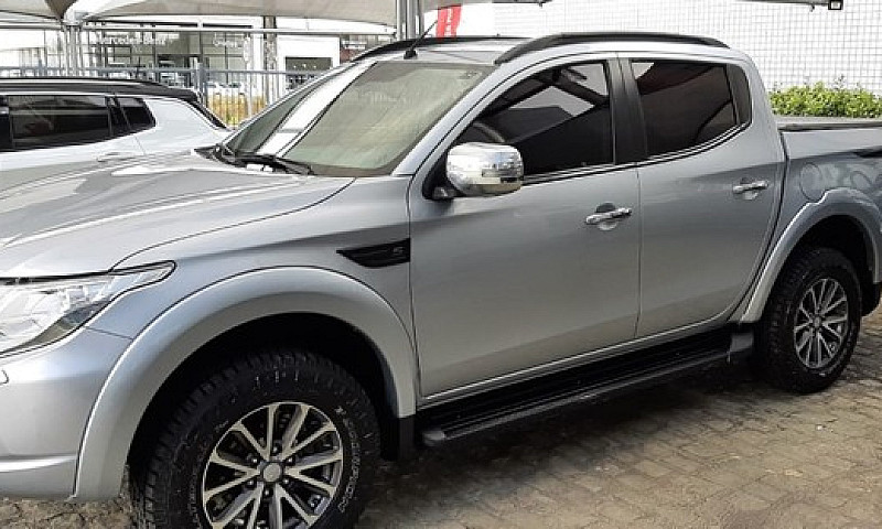 L200 Triton Sport Hp...