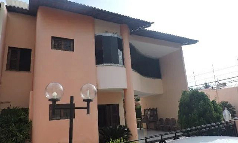 Vendo Casa Com 5 Suí...
