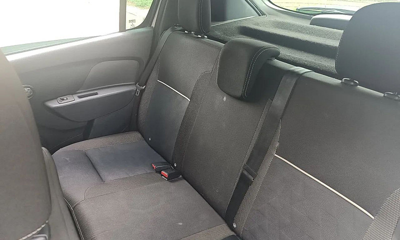 Renault Sandero Expr...