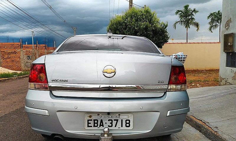 Chevrolet Vectra Exp...
