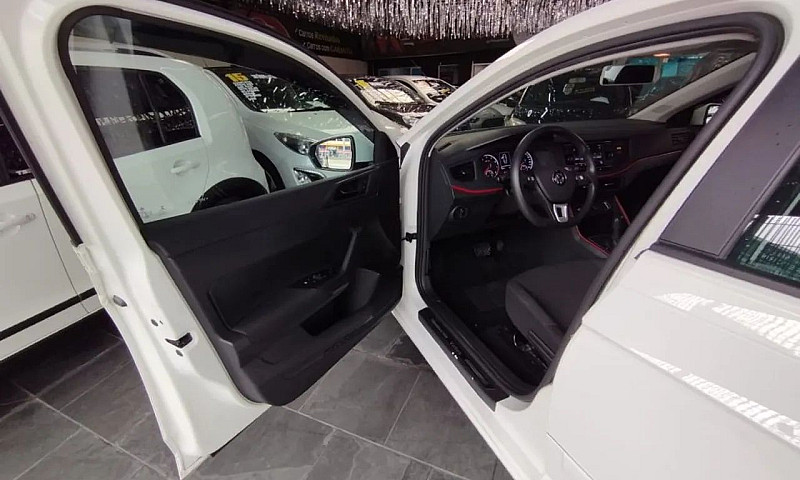 Volkswagen Virtus Se...