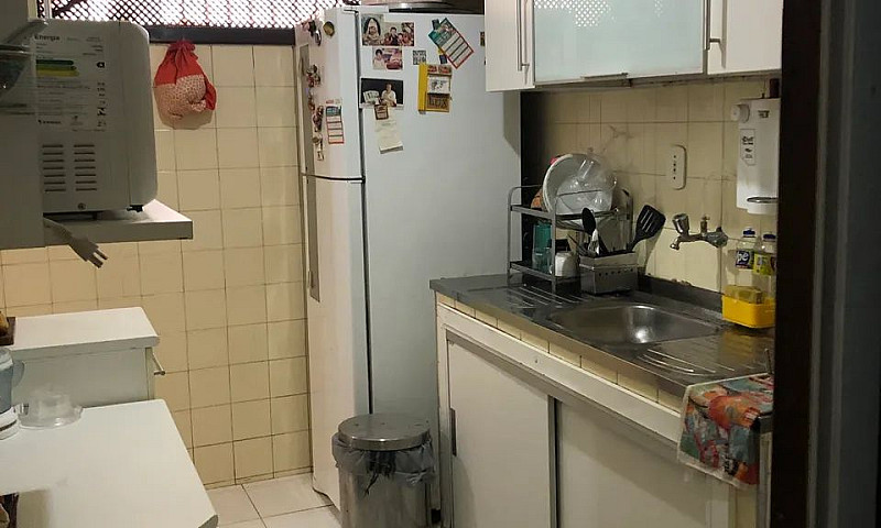 Quartinho Tipo Depen...