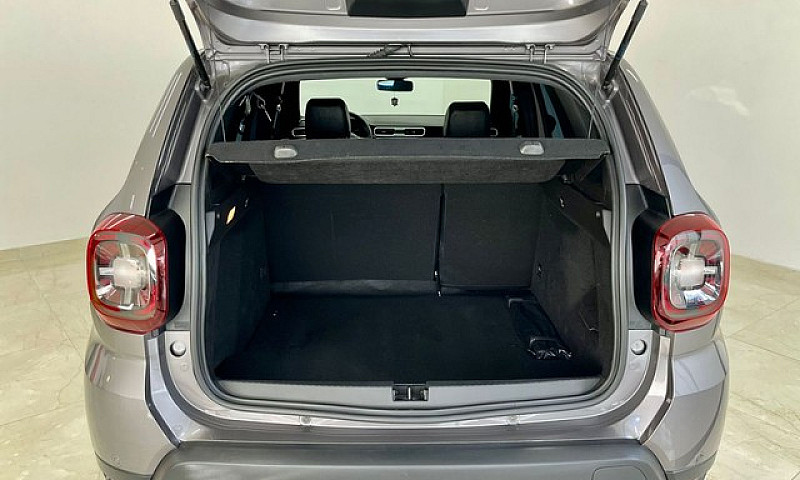 Renault Duster Iconi...