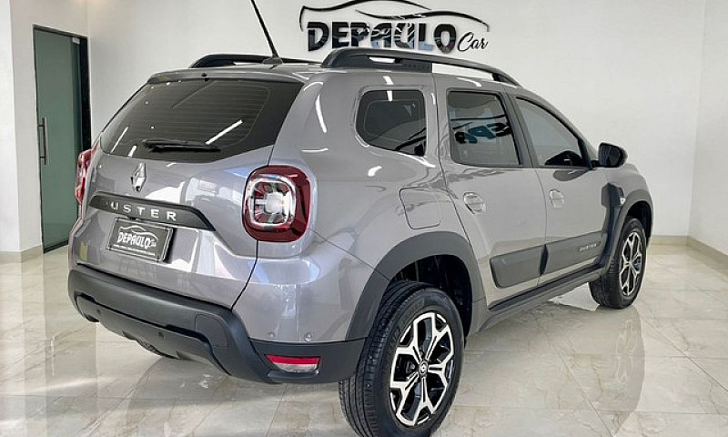 Renault Duster Iconi...