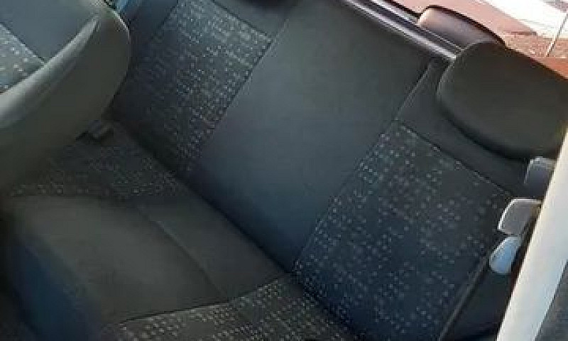 Fiat Uno Vivace 1.0 ...