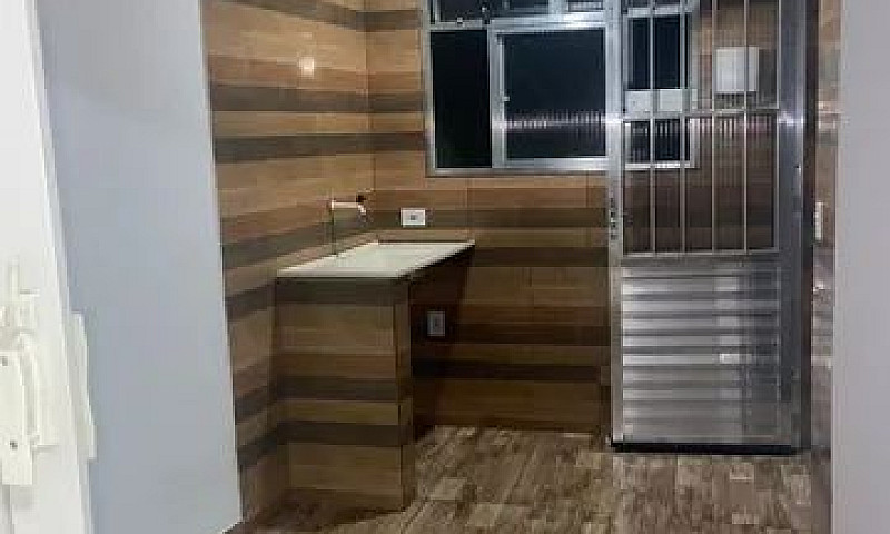Alugo Sobrado Em Rea...