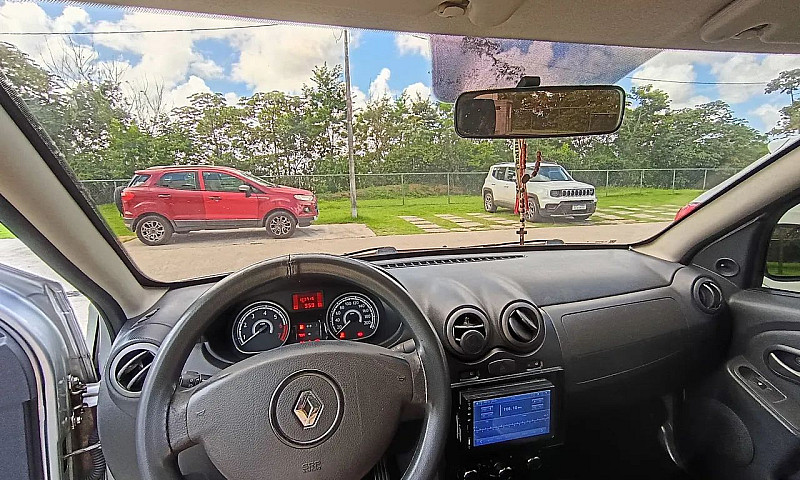 Renault Sandero Expr...