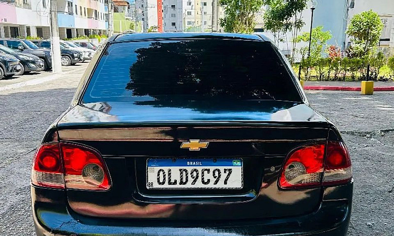 Chevrolet Classic Li...