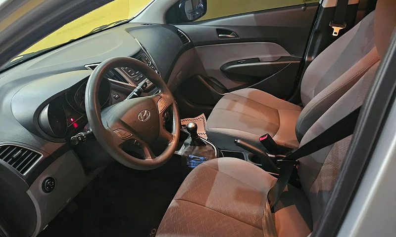 Hyundai Hb20S C.plus...