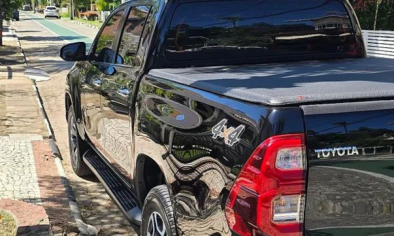 Toyota Hilux Cd Srx ...