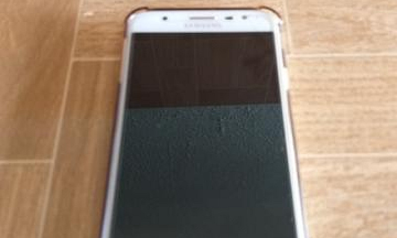 J7 Prime...