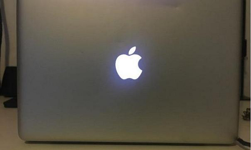Macbook Pro 13 Pol ,...