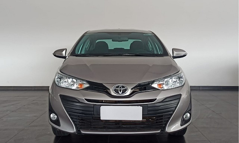 Toyota Yaris 1.5 16V...