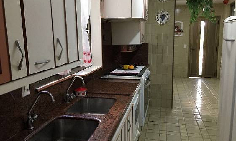 Apartamento Com 4 Su...