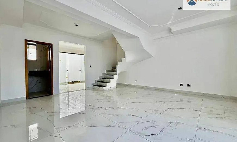 Casa Com 3 Quartos À...