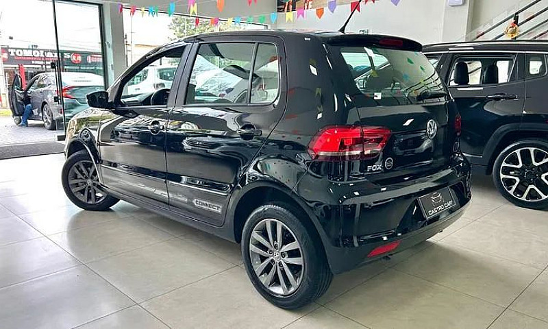 Volkswagen Fox Conne...